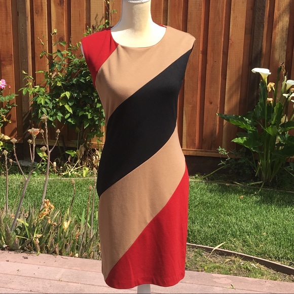 Spense Dresses & Skirts - Spense • Fitted Knit Dress